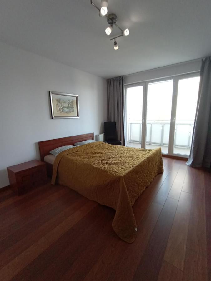 Private Apartment City Of Poznan - Free Parking Ngoại thất bức ảnh